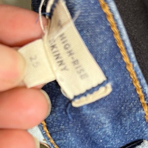 Madewell 9” high rise skinny jeans - Picture 8 of 9